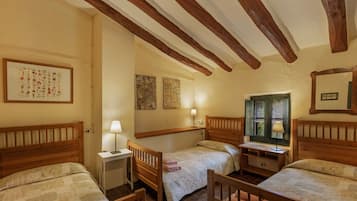 4 habitaciones, wifi gratis y ropa de cama