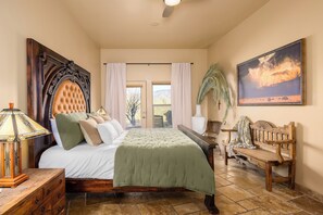 4 bedrooms, desk, iron/ironing board, free WiFi