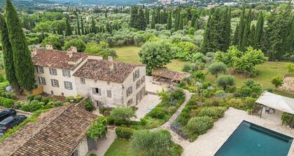 Luxury Bastide near Valbonne / Heated Pool /exceptional private Spa /Olive Grove
