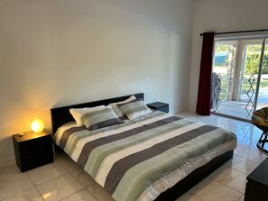 3 bedrooms, WiFi, bed sheets - SWISS 53-Lake Denise (Clermont)