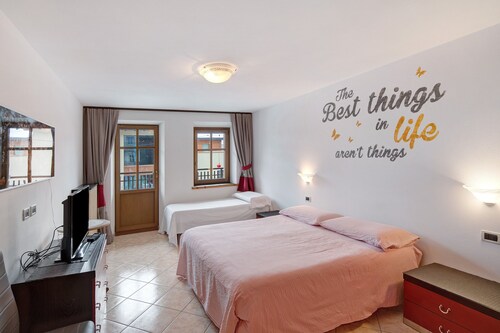 Apartment Gg 1 – Central Livigno, Includes Gold Discount Card for Local Services