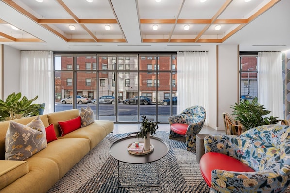 TV, fireplace, offices