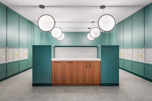 Interior - Luxury Apt with Kitchen Gym and Lounge (Boston, MA)