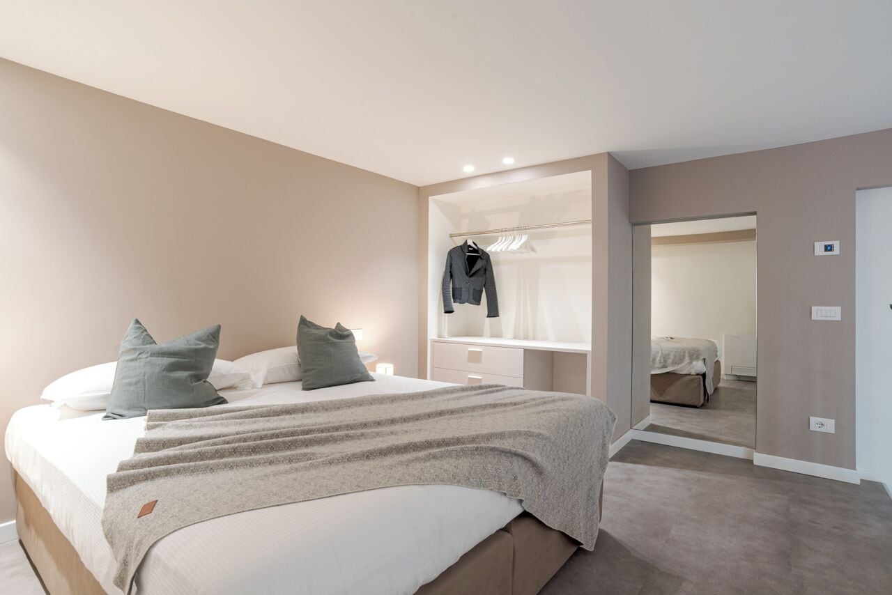 Apartamento, balcón | Ropa de cama de alta calidad y edredones de plumas