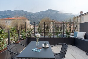 Apartment, Balcony | Terrace/patio - Palazzo Visconti (Como)