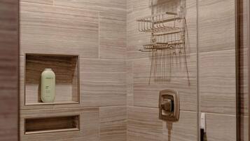 Shower, towels, shampoo