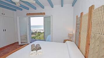 4 dormitorios, tabla de planchar con plancha, wifi gratis y ropa de cama