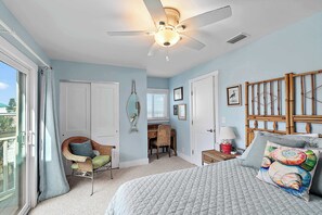 3 bedrooms, desk, iron/ironing board, WiFi - Oceanfront Condo, OnSite Pool - Beach Daze (St. Augustine)