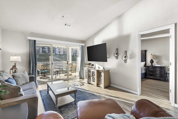 Condo, 1 King Bed with Sofa bed, Balcony, Golf View (Calm Waters Condo) | Living area