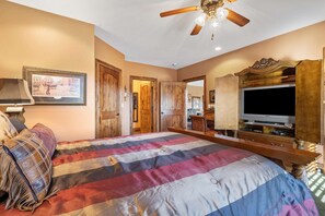 Condo, Multiple Beds, Patio, Garden View (Bunkhouse at Rock Canyon) | 2 bedrooms, individually decorated, individually furnished - The Bunkhouse at Rock Canyon (Branson)