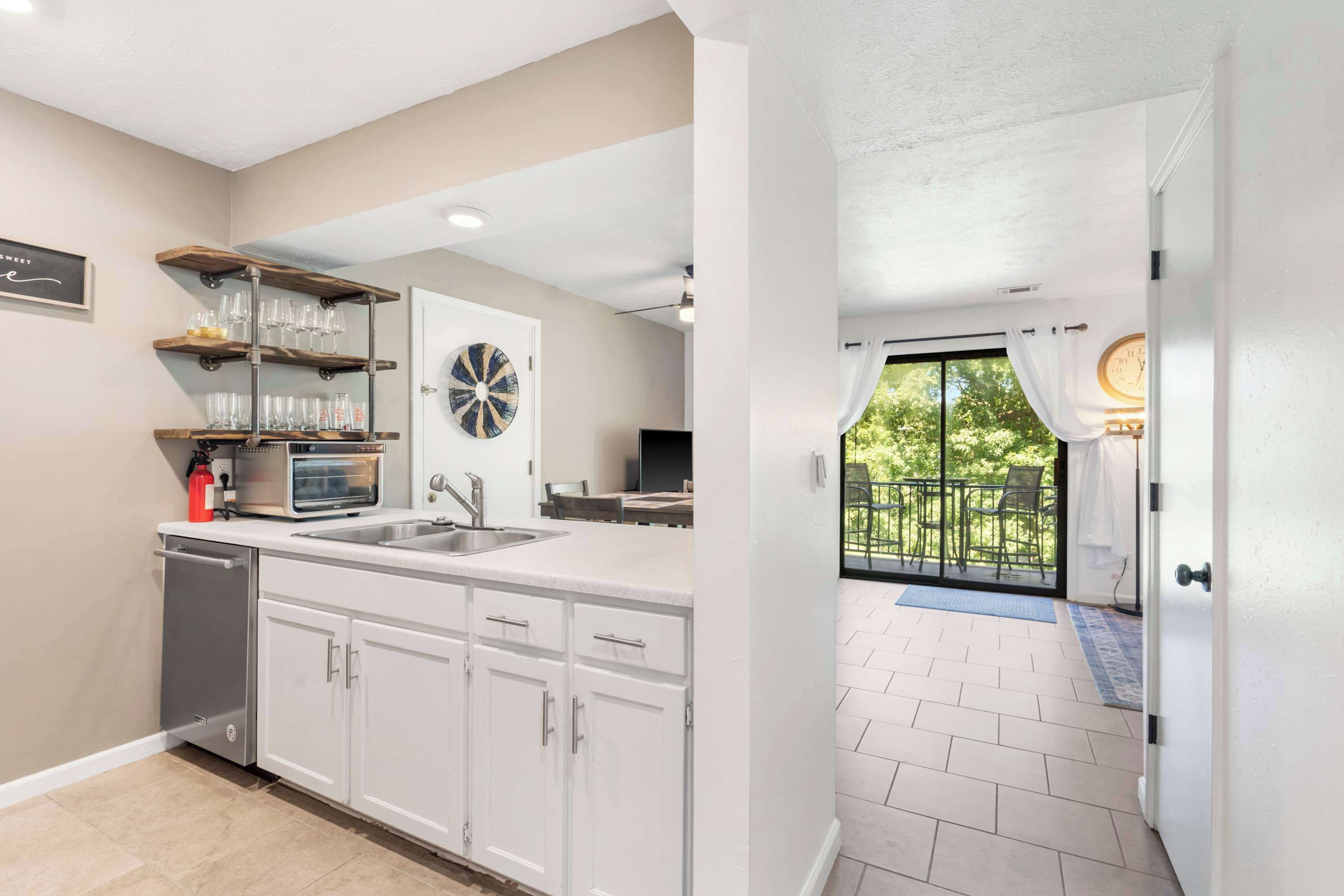 Apartamento, 1 cama de matrimonio, balcón, vistas al campo de golf (Royale Casa) | Cocina privada | Frigorífico, microondas, horno y placa de cocina