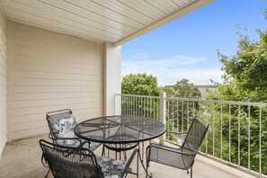 Condo, Multiple Beds, Balcony, Garden View (Branson Hills Getaway) | Outdoor dining