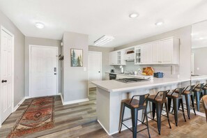 Condo, Multiple Beds, Patio, Pool View (Pointe Royale Retreat) | Private kitchen