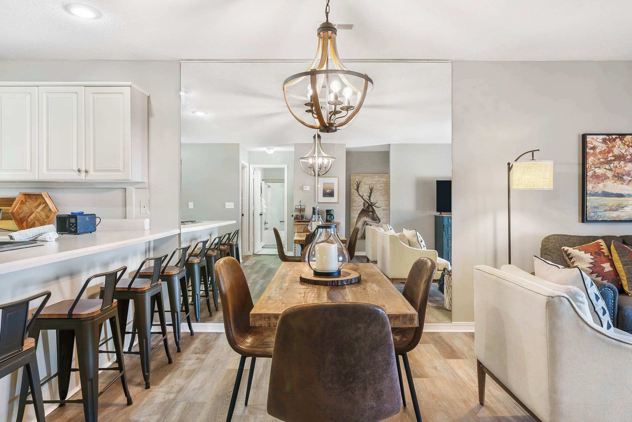 Apartment, Mehrere Betten, Terrasse, Poolblick (Pointe Royale Retreat) | Speisen