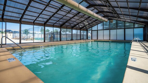Unclassified image, 1 of 31, button - Royal Ridge Modern Condo for 4 (Branson)