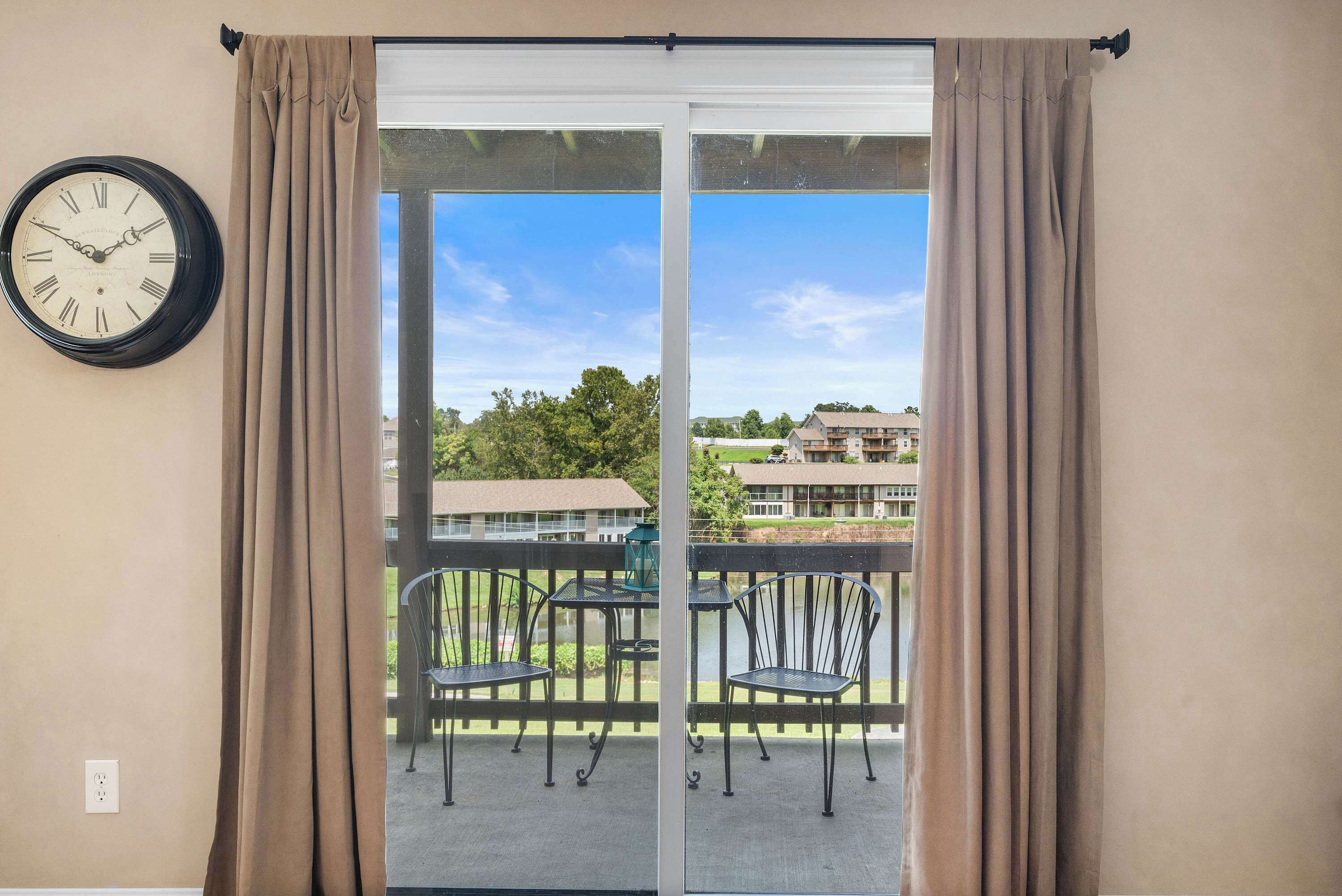 Condo, 1 King Bed with Sofa bed, Balcony, Golf View (Pointe Royale Getaway) | Interior