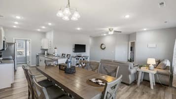 Condo, Multiple Beds, Balcony, Golf View (Top of the Ridge) | Dining