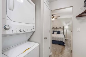 Condo, 1 Queen Bed with Sofa bed, Balcony, Golf View (Greenside Retreat) | 1 bedroom, individually decorated, individually furnished, bed sheets