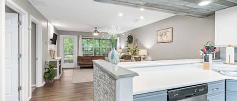 Condo, Multiple Beds, Balcony (Lakeside Bliss Retreat ) | Interior