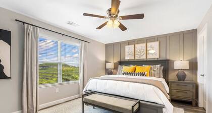 Earl Grey Escape - Chic 3 Bdr!