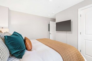 Condo, Multiple Beds, Balcony, Garden View (Earl Grey Escape )