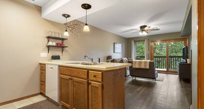 Vacay N Stay - Quiet Community Near Branson!
