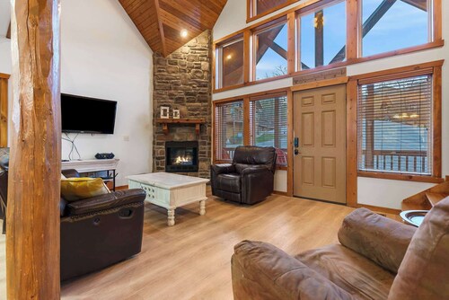 Kemper's Cabin in the Ozarks - Onsite Amenities