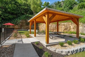 Tempat makan outdoor