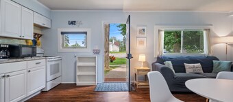 Cottage w/ Lake Access Unit 2