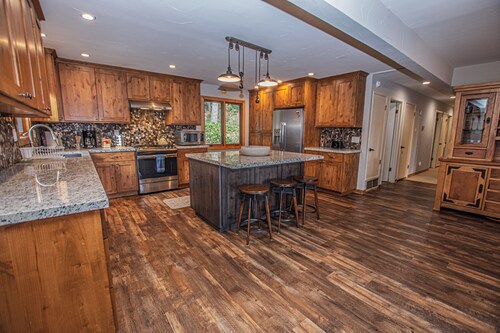 Grace's Place by Hauserman Rentals