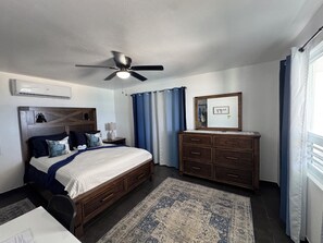 1 dormitorio, escritorio, tabla de planchar con plancha y wifi gratis