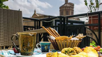 Café da manhã continental grátis todos os dias