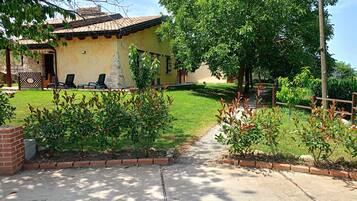 Enceinte de lâhĂ©bergement