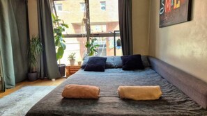 1 bedroom, iron/ironing board, WiFi, bed sheets