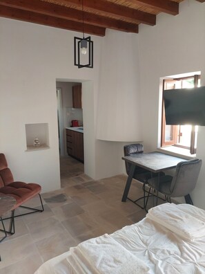 1 chambre, accès au Wi-Fi (inclus), literie fournie