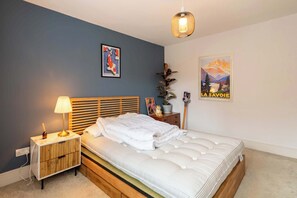 1 quarto, acesso à internet, roupa de cama