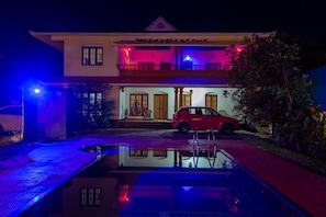 Piscina externa