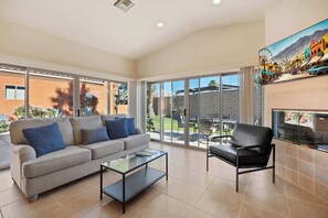 Televisie en een kantoor