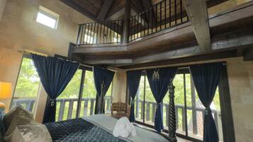 5 soverom, strykejern/-brett, wi-fi (inkludert) og sengetøy