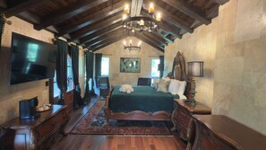 5 camere, ferro/asse da stiro, Wi-Fi gratuito, lenzuola