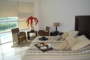 4 bedrooms, iron/ironing board, travel cot, WiFi - Seibal Luxury Condo & Vidanta Membership (Nuevo Vallarta)