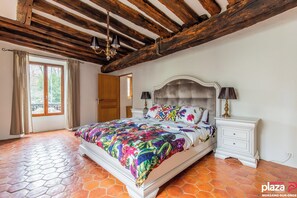 3 chambres, bureau, fer et planche à repasser, Wi-Fi gratuit