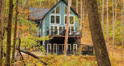 The Greenhouse with Indoor Slide close to Hocking Hills