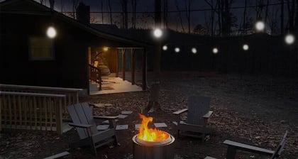 Cozy Cabin w/ Hot Tub | State Park | Near Lake