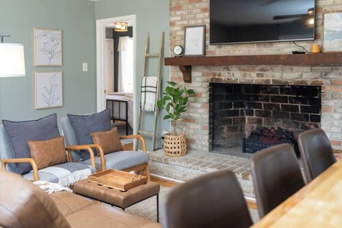 Cozy Cabin w/ Hot Tub | State Park | Near Lake