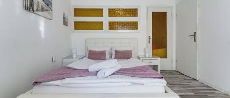 2 bedrooms, free WiFi