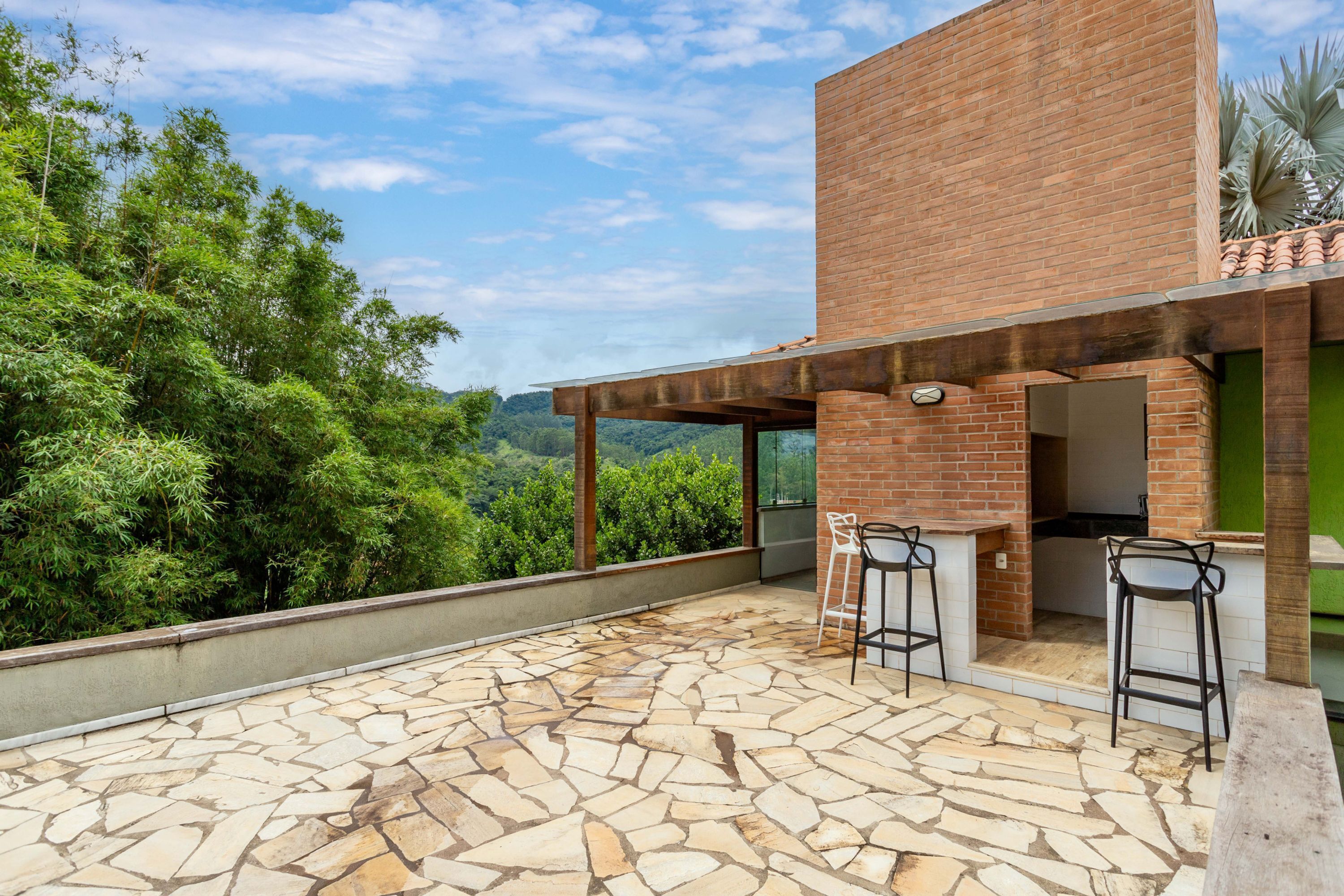 Casa, para fumantes | 3 quartos