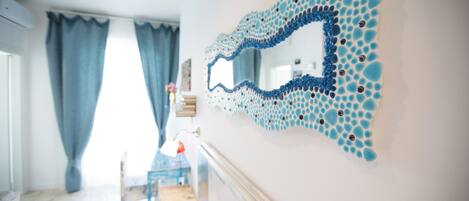 1 slaapkamer, een strijkplank/strijkijzer, gratis wifi, beddengoed