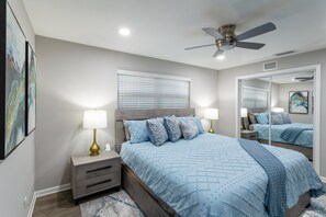 3 bedrooms, desk, iron/ironing board, travel crib