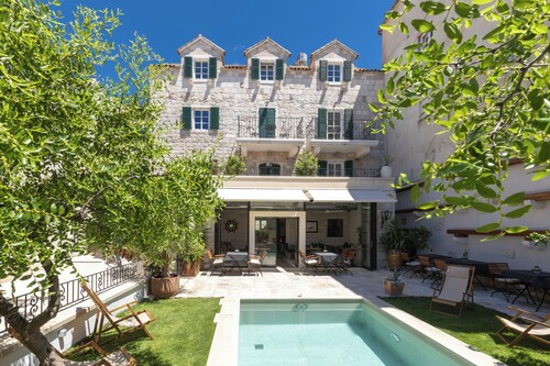 Casa Columba - 4 Star Design Boutique Hotel - Vasco de Gama Luxury Apartment